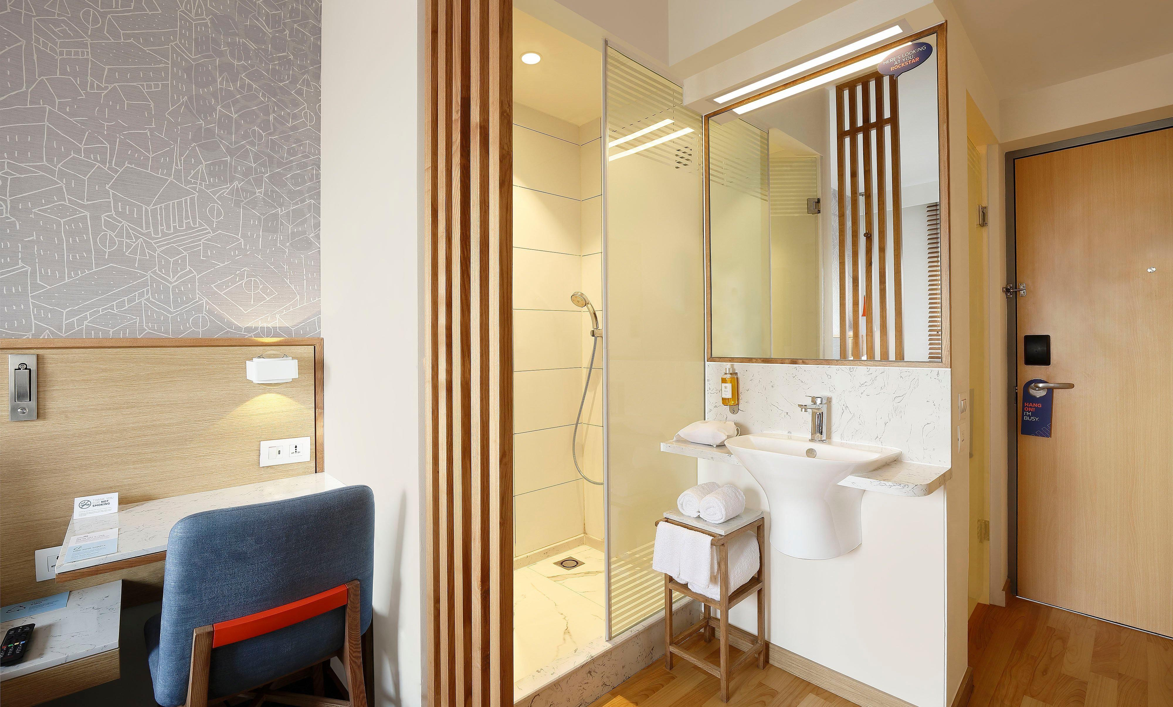 Holiday Inn Express Pune Pimpri By Ihg Exterior photo