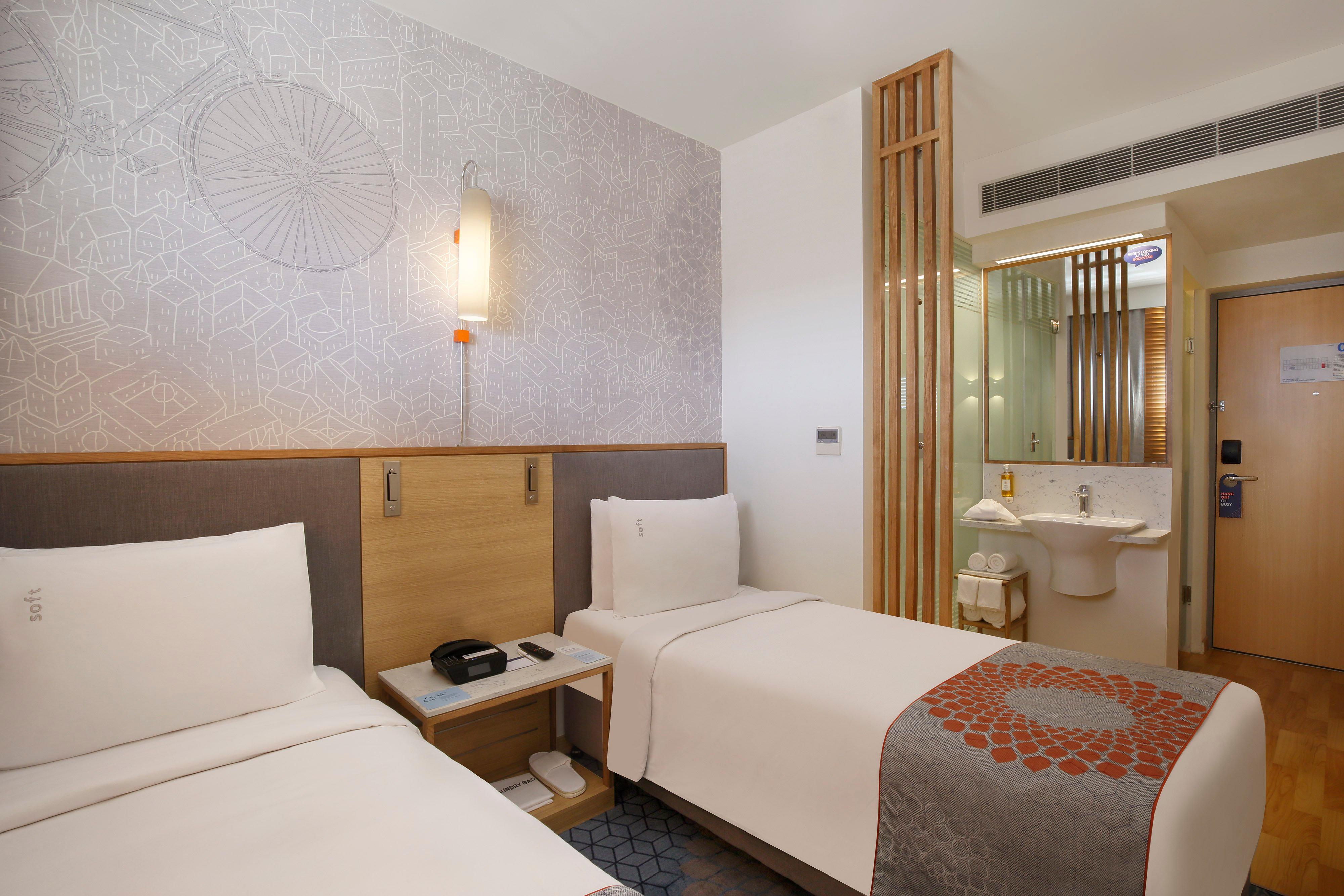 Holiday Inn Express Pune Pimpri By Ihg Exterior photo
