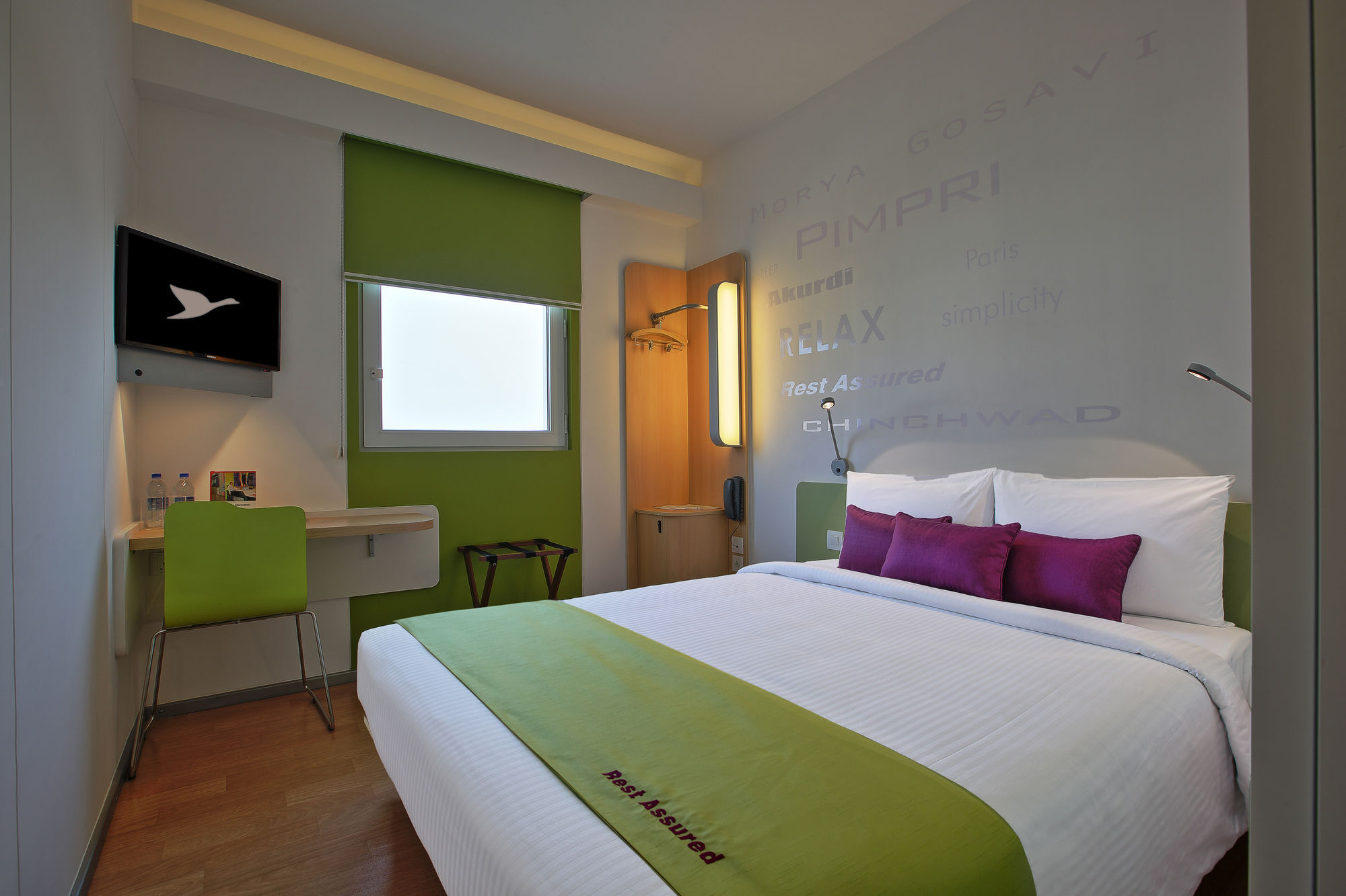 Holiday Inn Express Pune Pimpri By Ihg Exterior photo